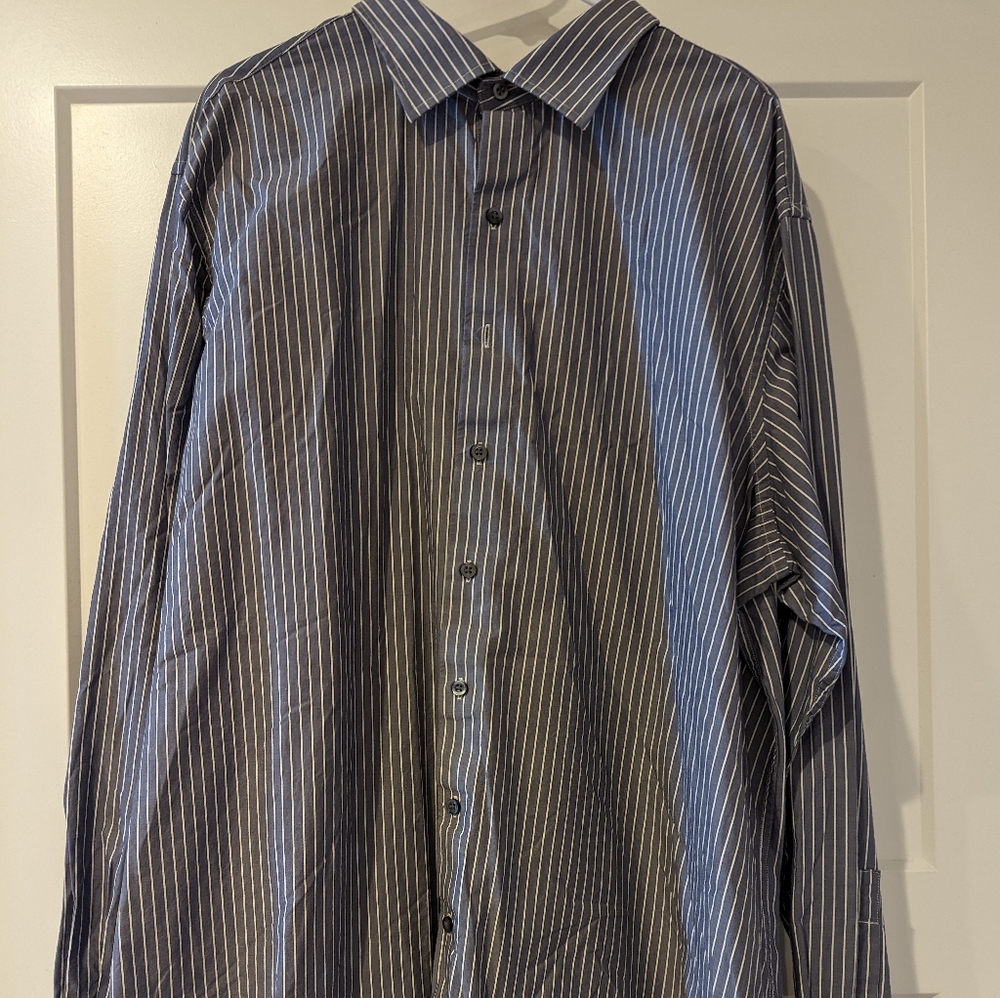 Men's button shirt